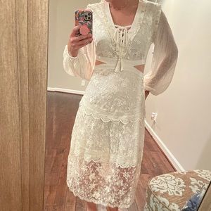 NWT ALEXIS Target Long Sleeve Lace Dress, Size S